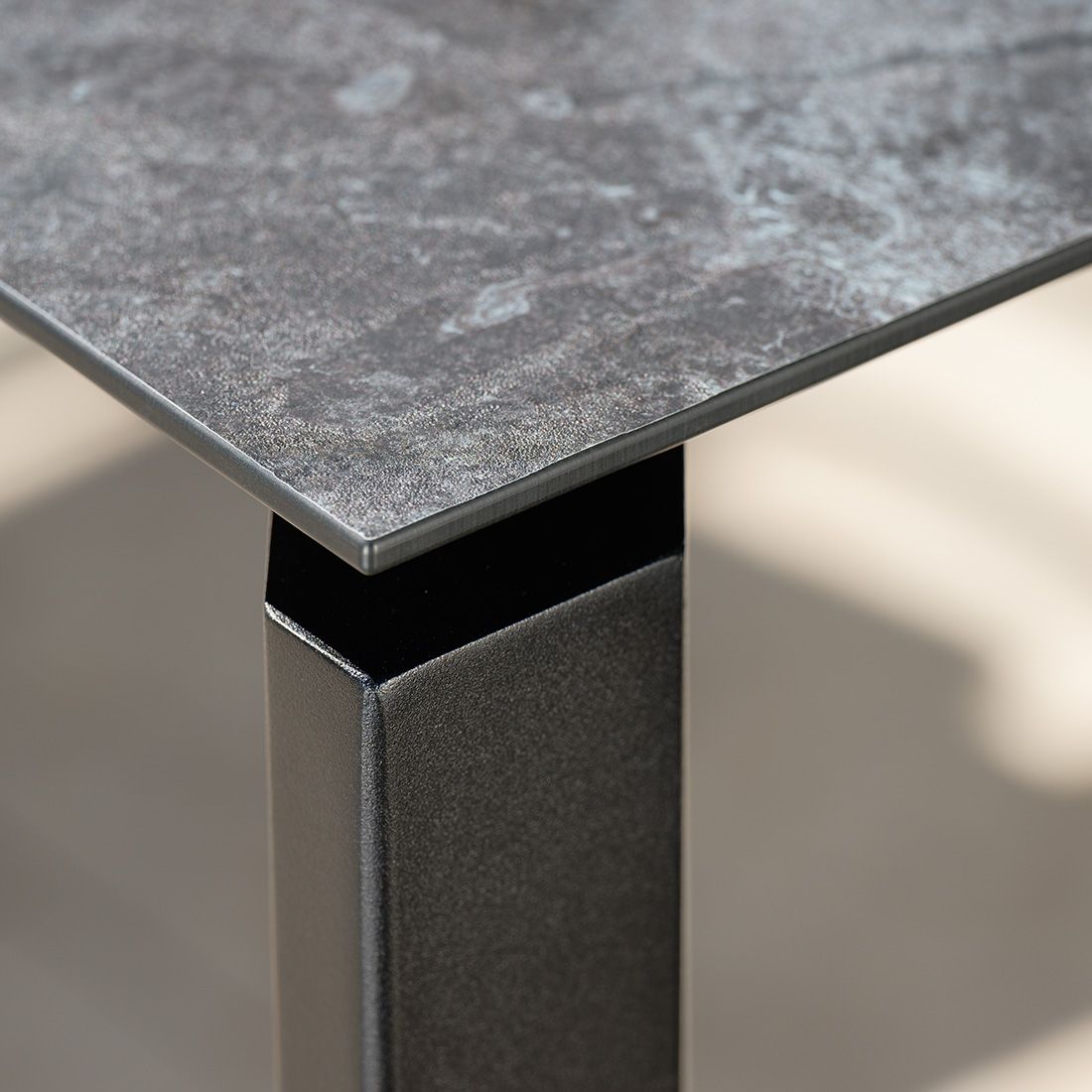 Stern Oskar Tischset 6-teilig Aluminium schwarz matt