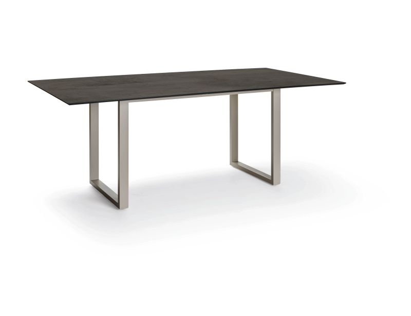 Stern Kufentisch 200x100 cm Aluminium greige mit Tischplatte Silverstar 2.0 Dekor Smoky