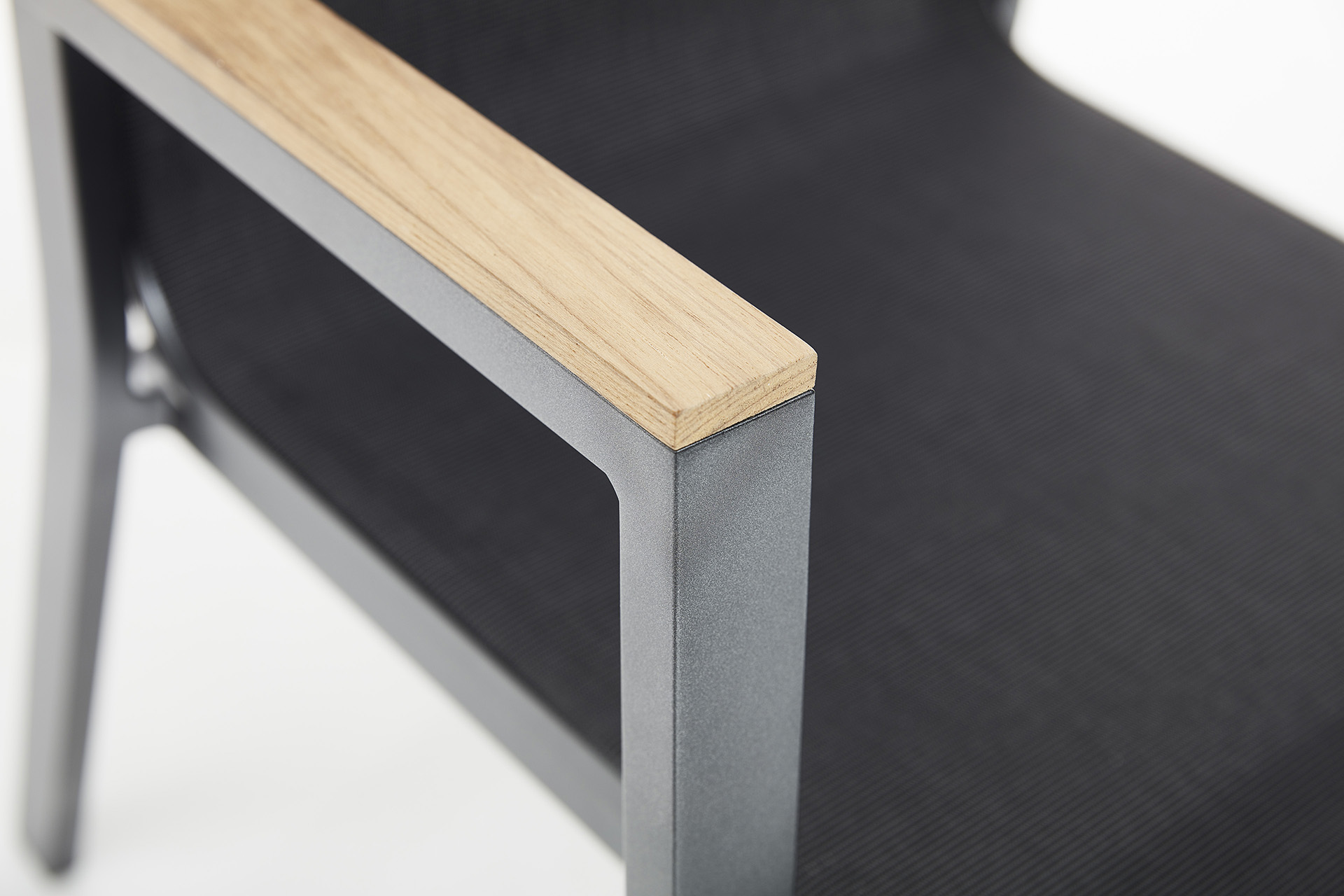 KETTLER RASMUS Stapelsessel mit hoher Rückenlehne, Armlehne Teak, anthrazit/ charcoal, Aluminium/Outdoorgewebe