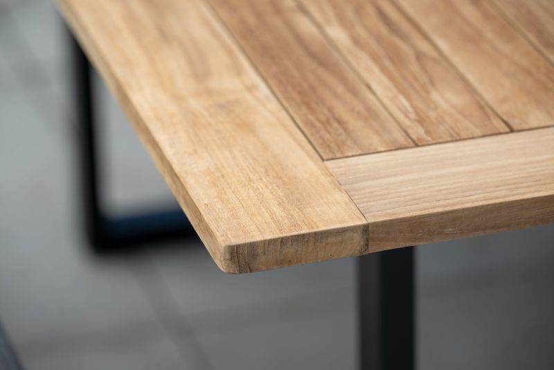 Stern Kufentisch 180x100 cm Aluminium schwarz matt Tischplatte Teak