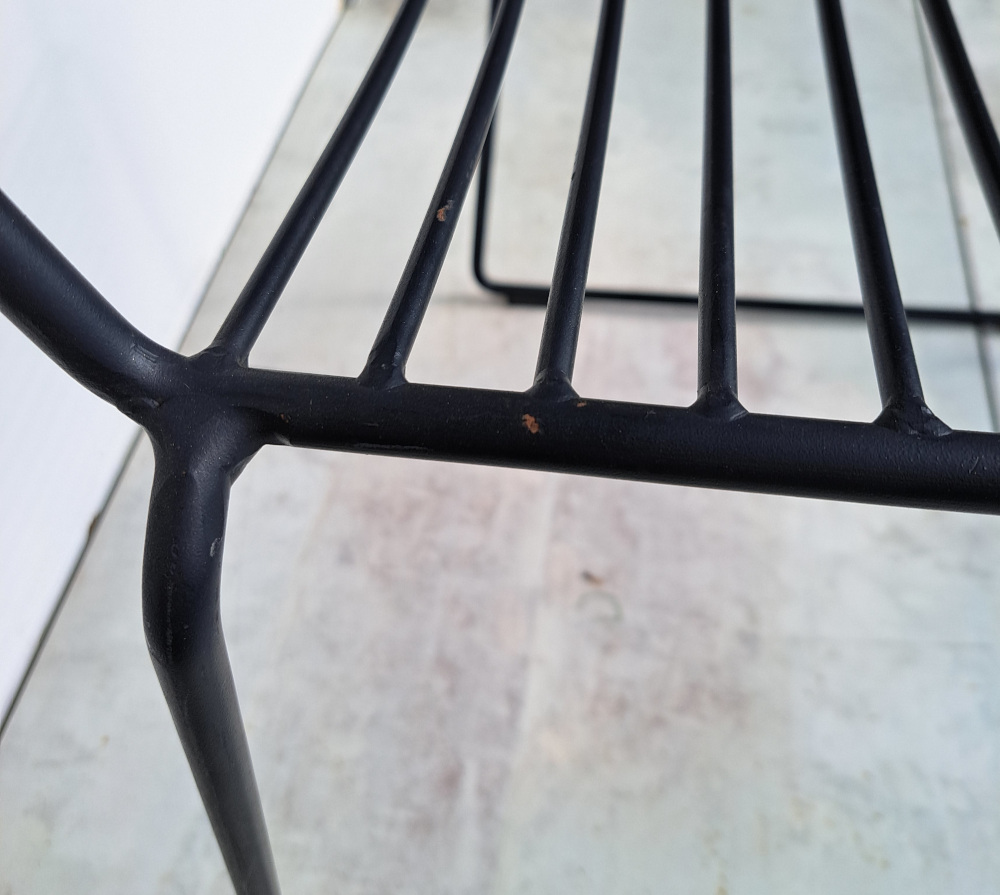 Flexfurn Stapelstuhl Wire Schwarzer Stahl B-Ware