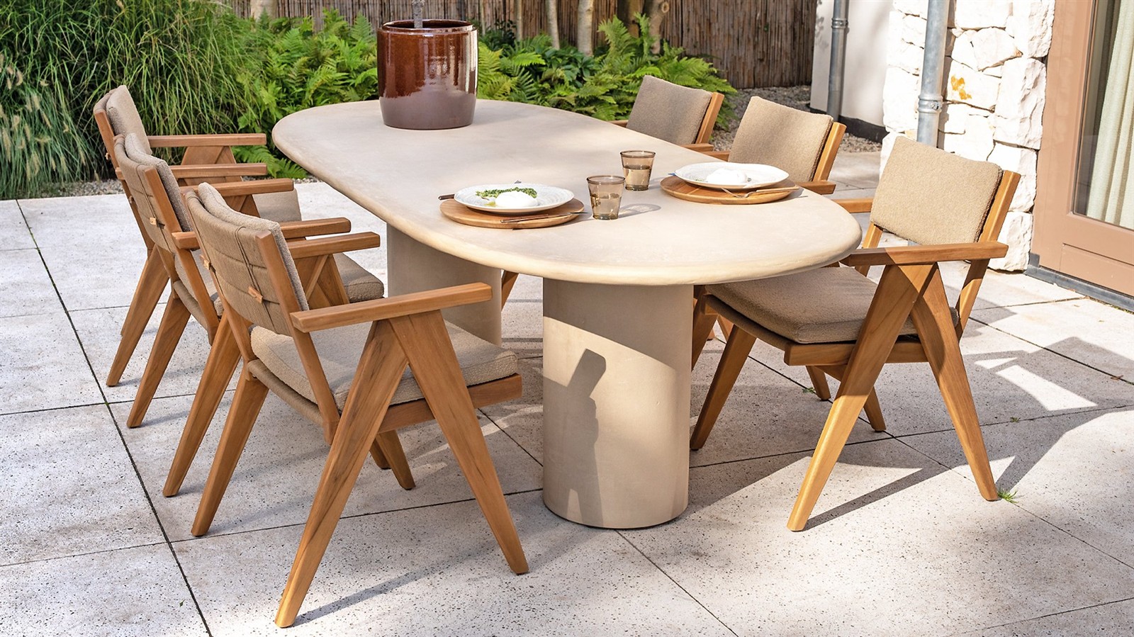 4 Seasons Outdoor Mats Dining Sessel mit 2 Kissen Teak Braun