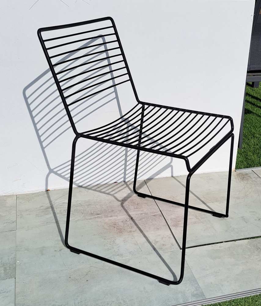 Flexfurn Stapelstuhl Wire Schwarzer Stahl B-Ware