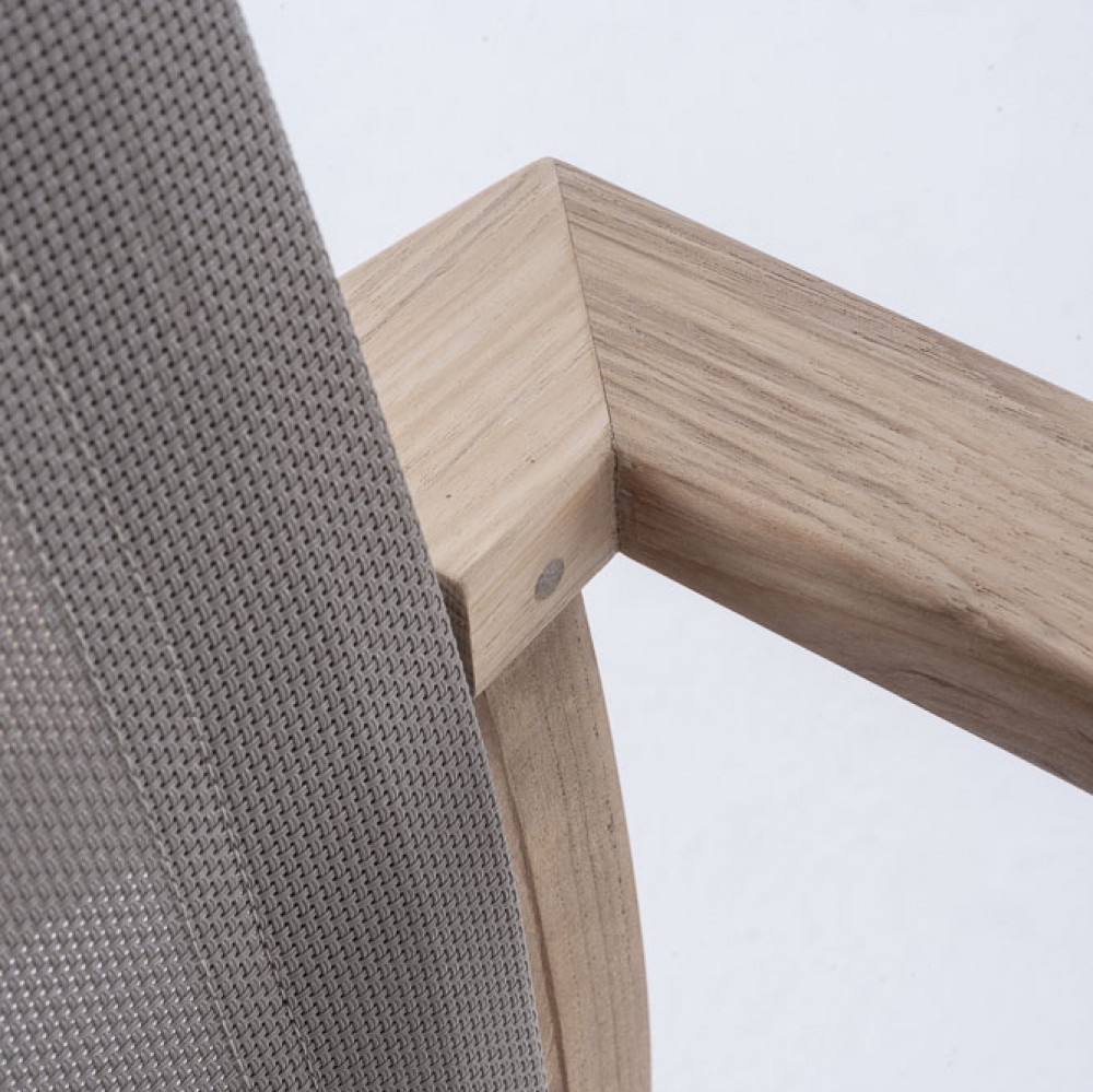 ARCO Lugano Stapelstuhl mit Armlehne Teakholz Textilene Taupe