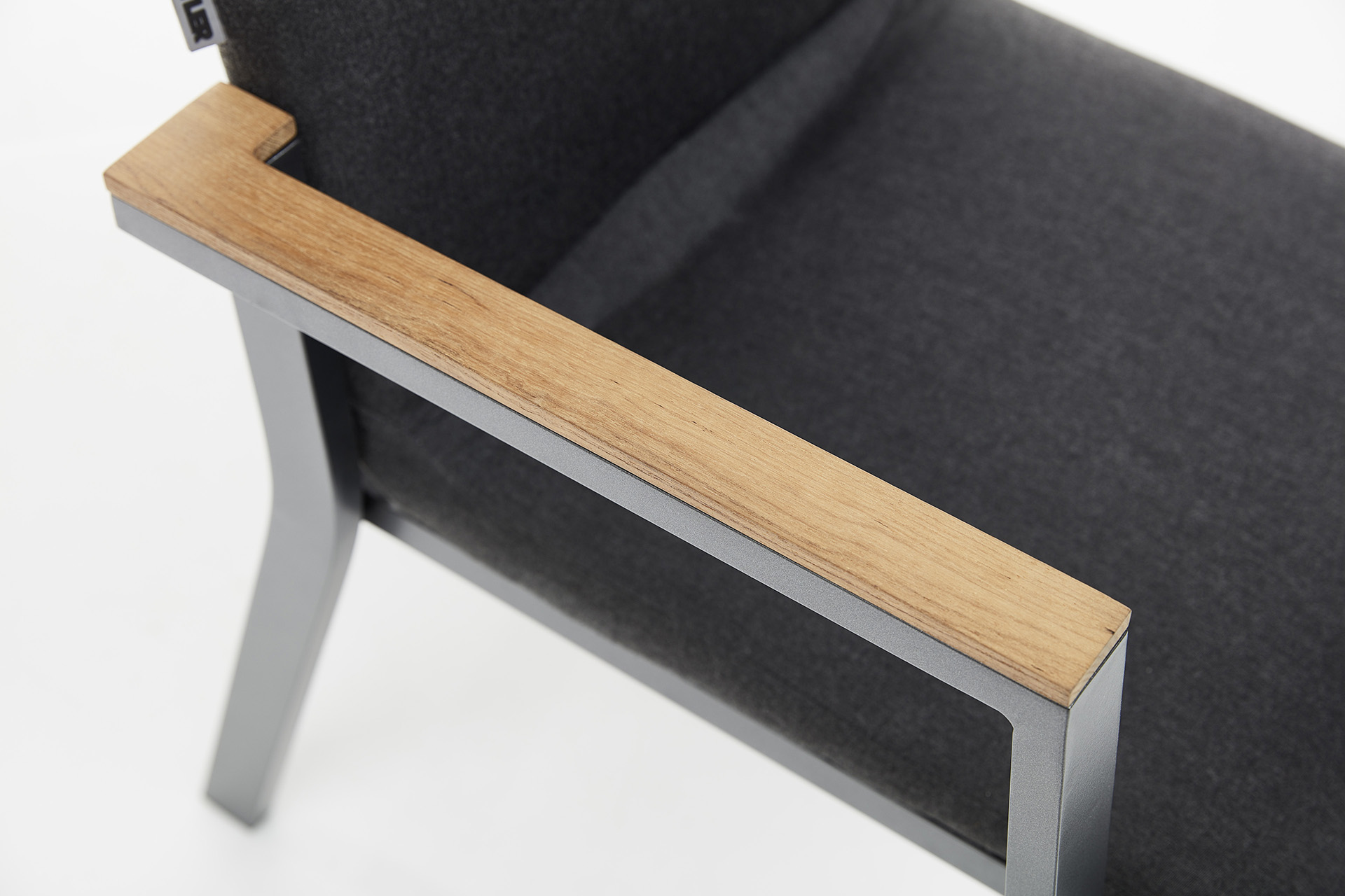 KETTLER RASMUS Stapelsessel mit Armlehne Teak, anthrazit/ sooty, Aluminium/Outdoor-Stoff