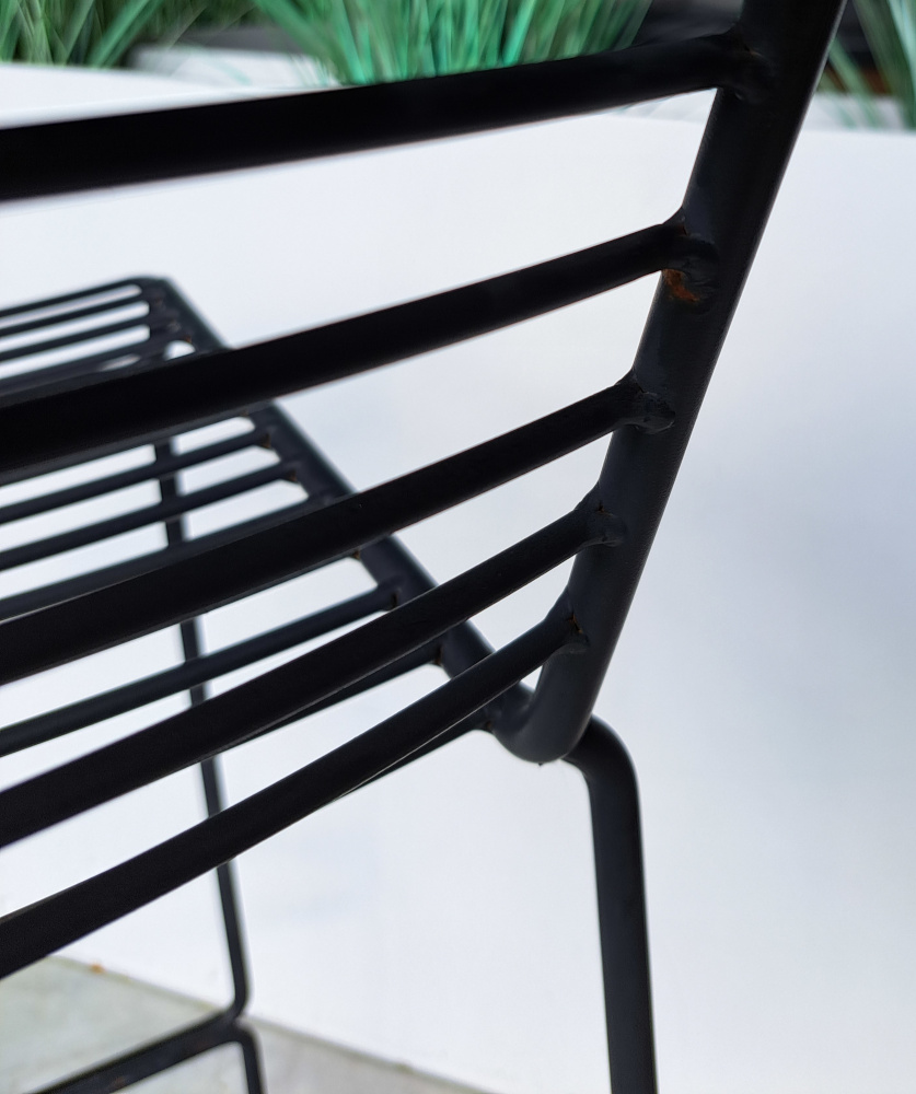 Flexfurn Stapelstuhl Wire Schwarzer Stahl B-Ware